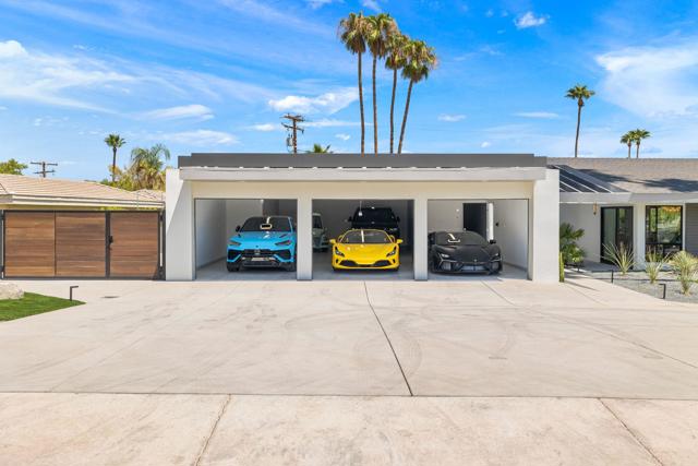 46380 Desert Lily Drive, Palm Desert CA: https://media.crmls.org/mediaz/d95b0076-28ee-4670-b9c2-0748fd3d54e6.jpg