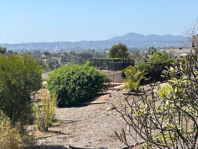 2085 Valley View Boulevard, El Cajon CA: https://media.crmls.org/mediaz/d95b6837-b783-4e81-b535-880346c10a07.jpg
