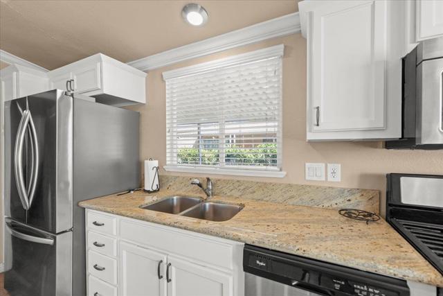 275 Burnett Avenue, Morgan Hill CA: https://media.crmls.org/mediaz/d95c90ec-f725-4a9f-a4e7-d8536a9d1380.jpg