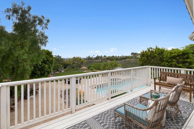 521 Latigo Row, Encinitas CA: https://media.crmls.org/mediaz/d95d9034-0d33-430f-bf81-1c77698842f6.jpg