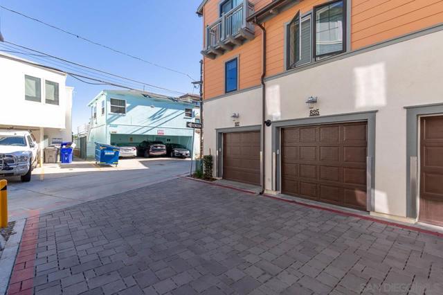 827 Jersey Court, San Diego CA: https://media.crmls.org/mediaz/d95e3b9c-adc2-455a-9f71-77b2322f0842.jpg