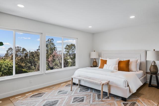 Detail Gallery Image 7 of 41 For 1763 Sky Loft Ln, Encinitas,  CA 92024 - 3 Beds | 3 Baths