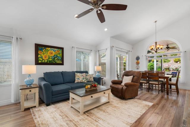 Detail Gallery Image 10 of 42 For 1855 Corte Segundo, Oceanside,  CA 92056 - 3 Beds | 2 Baths