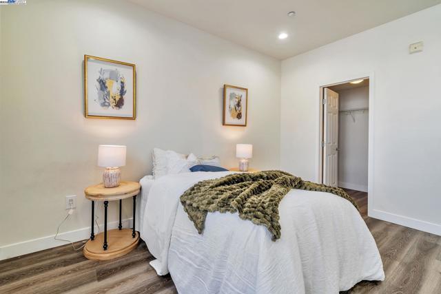 4222 Clarinbridge Cir, Dublin CA: https://media.crmls.org/mediaz/d95ff31a-f9b1-485b-bb43-f5868ab7b53b.jpg