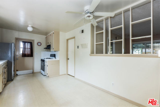 1507 Wallace Street photo 8