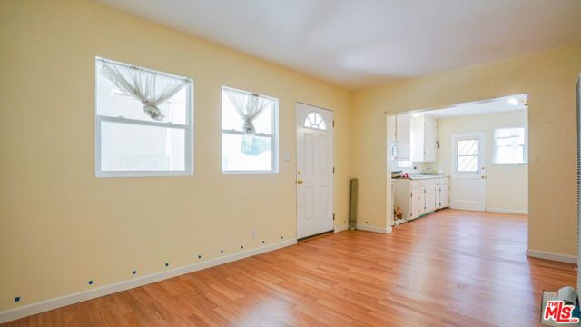 404 West Windsor Road photo 3