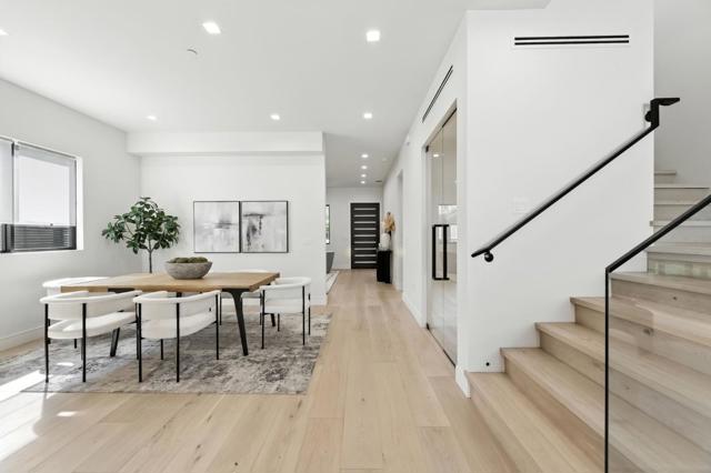 125 15th Avenue, San Mateo CA: https://media.crmls.org/mediaz/d96051b5-c56c-497d-b07c-df4d1805a841.jpg