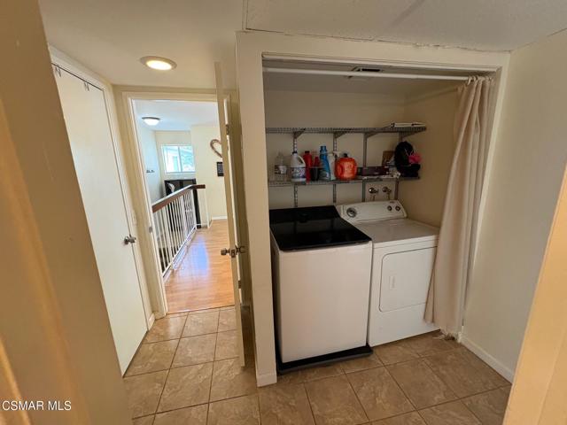 6459 Stoney View Lane, Simi Valley CA: https://media.crmls.org/mediaz/d961325d-01c4-41f3-a2e5-6ae849283bec.jpg