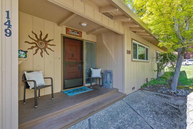 149 E Hilton Drive, Boulder Creek CA: https://media.crmls.org/mediaz/d9619cb4-c540-4286-867e-99bb203c3b40.jpg