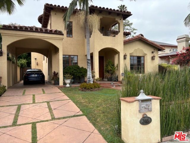 345 S Palm Drive, Beverly Hills CA: https://media.crmls.org/mediaz/d961d1ca-f11d-49fd-8029-e3182fdb3978.jpg