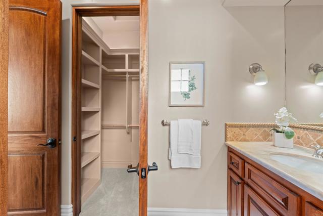 Detail Gallery Image 38 of 67 For 2428 Catalina Ave, Vista,  CA 92084 - 5 Beds | 5/1 Baths