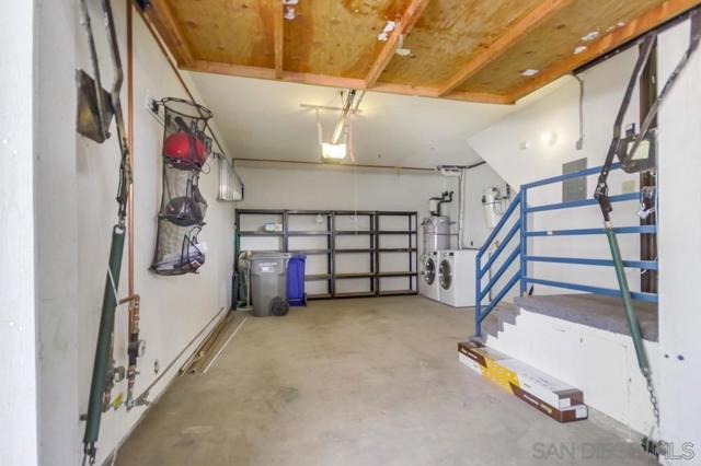Image 31 of 34 For 9280 Towne Centre Dr  41