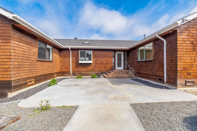 Detail Gallery Image 18 of 32 For 32500 Gibney Ln, Fort Bragg,  CA 95437 - 3 Beds | 3 Baths