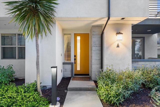 Detail Gallery Image 11 of 55 For 1840 Mint #6,  Chula Vista,  CA 91915 - 4 Beds | 3 Baths