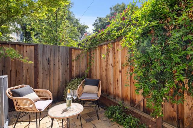 106 Second Street, Los Altos CA: https://media.crmls.org/mediaz/d9640068-80e7-40d5-b84c-8578caabf341.jpg