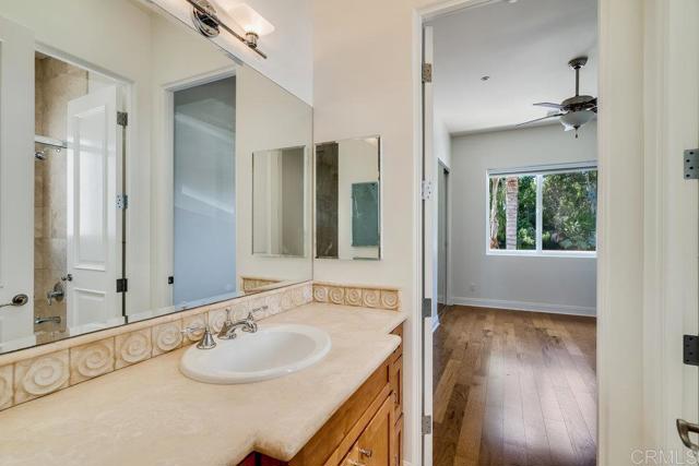 Detail Gallery Image 34 of 57 For 4529 Cove Dr #101,  Carlsbad,  CA 92008 - 4 Beds | 3/1 Baths