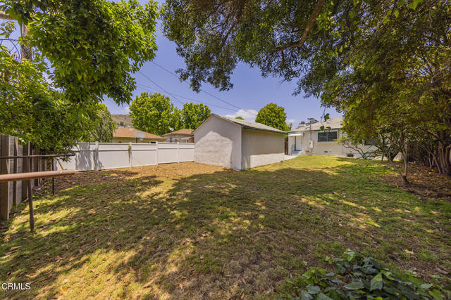 237 N Katherine Drive, Ventura CA: https://media.crmls.org/mediaz/d964bfa8-d013-4bc3-b963-a4a37173cbc7.jpg