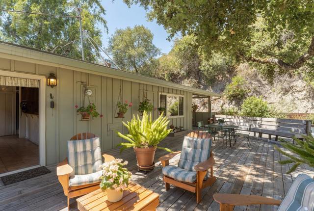 53 Southbank Road, Carmel Valley CA: https://media.crmls.org/mediaz/d966d0cc-66b5-48f2-bee3-37ec476dc64c.jpg