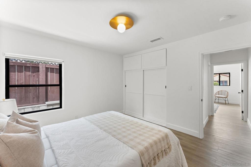 4592 Vista Street - photo 13