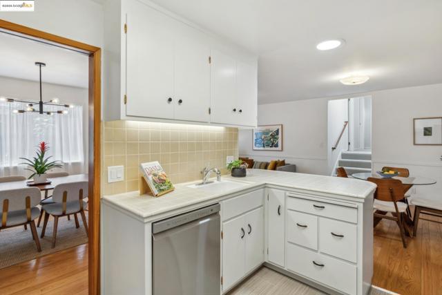 827 Norvell St, El Cerrito CA: https://media.crmls.org/mediaz/d9685d69-f2ad-452e-8c70-c6d9e7e63e8d.jpg