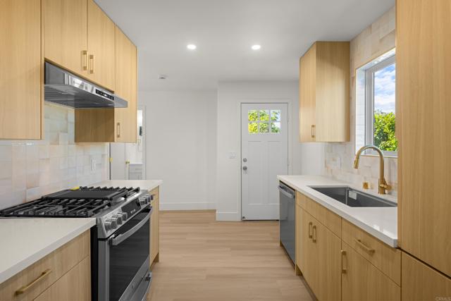 Detail Gallery Image 19 of 28 For 1728 Vesta St, –,  CA 92113 - 2 Beds | 1 Baths