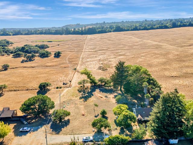 222 Highview Drive, Santa Cruz CA: https://media.crmls.org/mediaz/d968e512-ffa6-46fc-a033-ec7ea21379dc.jpg