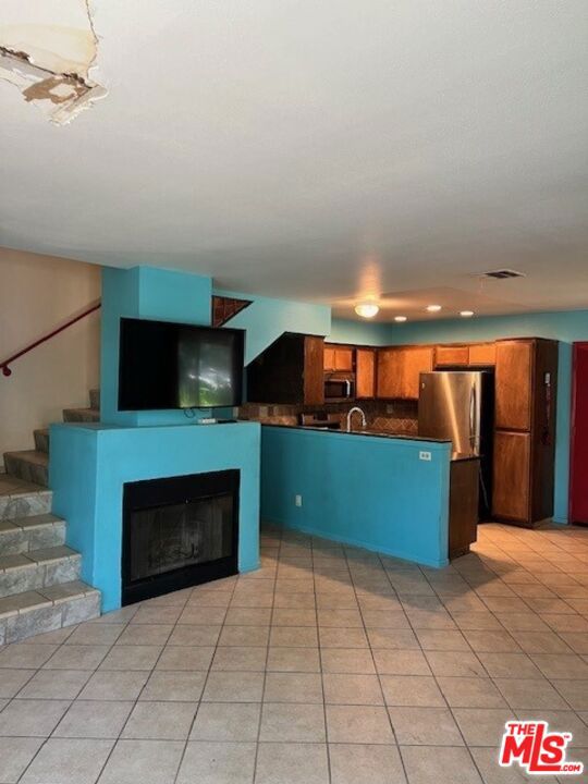 12411 Osborne Street, 51 photo 7