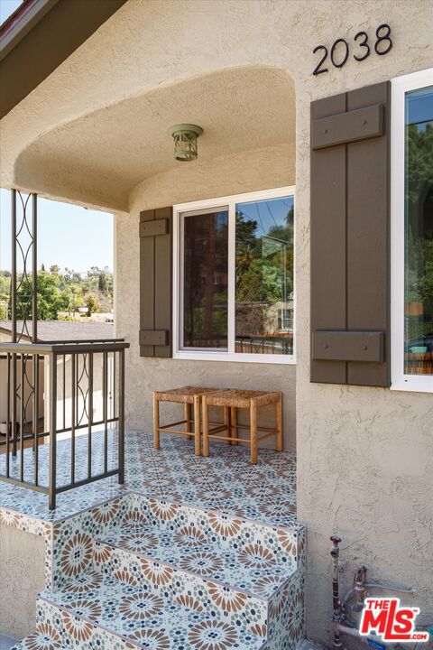 2038 Wollam Street, Los Angeles CA: https://media.crmls.org/mediaz/d969d864-a604-4ff2-8e02-a6b26db48f9f.jpg
