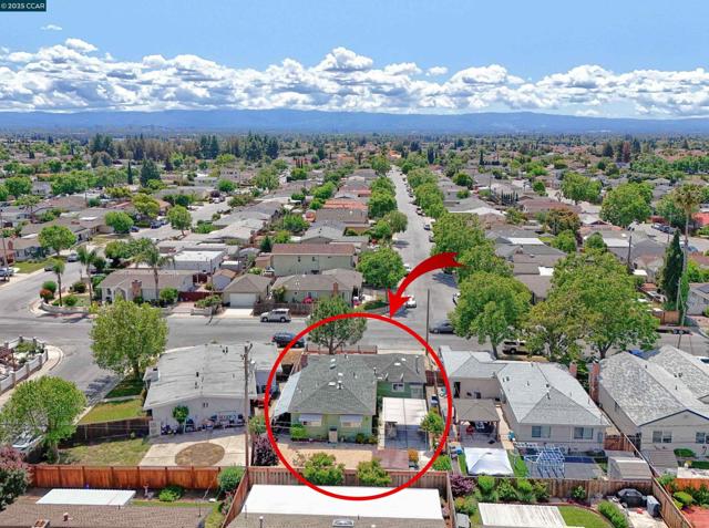 848 Linda Vista Street, San Jose CA: https://media.crmls.org/mediaz/d96a6493-7699-4cd0-acb0-99ccff5b7c43.jpg