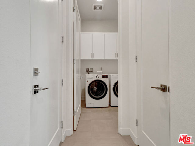 80240 Platinum Way, La Quinta CA: https://media.crmls.org/mediaz/d96a767a-da70-44c0-8736-fd331c13ce59.jpg
