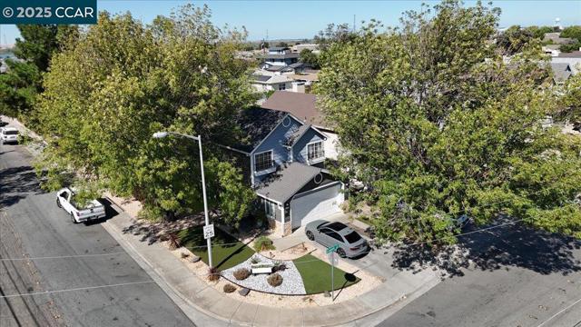 301 Grangnelli Ave, Antioch CA: https://media.crmls.org/mediaz/d96af70e-bb4d-4ae0-8ca6-a4516f368992.jpg