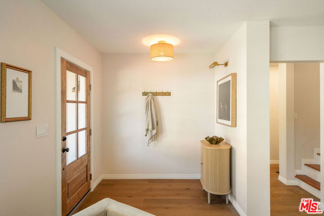 5103 Parkglen Avenue, Los Angeles CA: https://media.crmls.org/mediaz/d96b0d78-b2ff-44d3-ada3-3202c67b158c.jpg