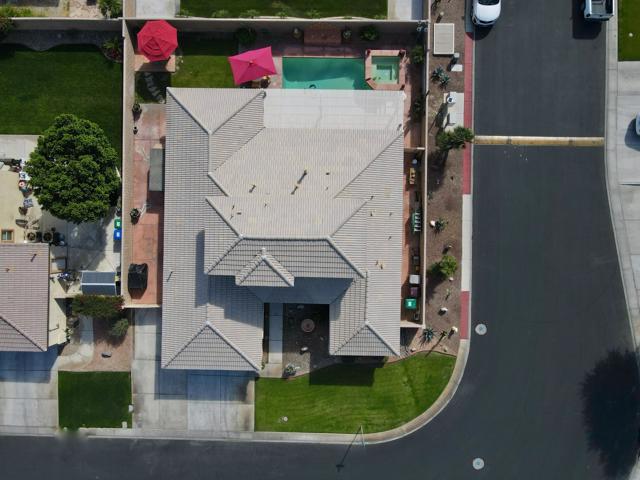 82549 Tivoli Court, Indio CA: https://media.crmls.org/mediaz/d96b40fb-a101-41ec-8862-854dd680799b.jpg