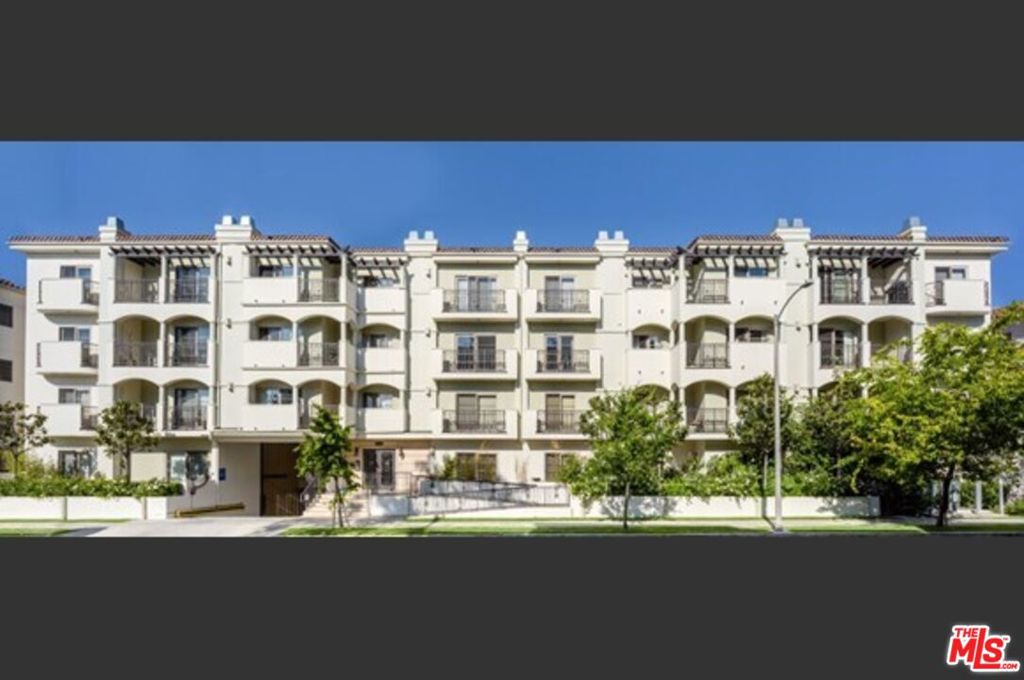 107 S Sweetzer Avenue #306