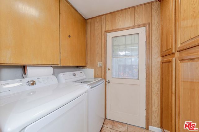 11210 Mcdonald Street, Culver City CA: https://media.crmls.org/mediaz/d96d2329-ba31-4c60-94ed-d6ec1c8688e2.jpg