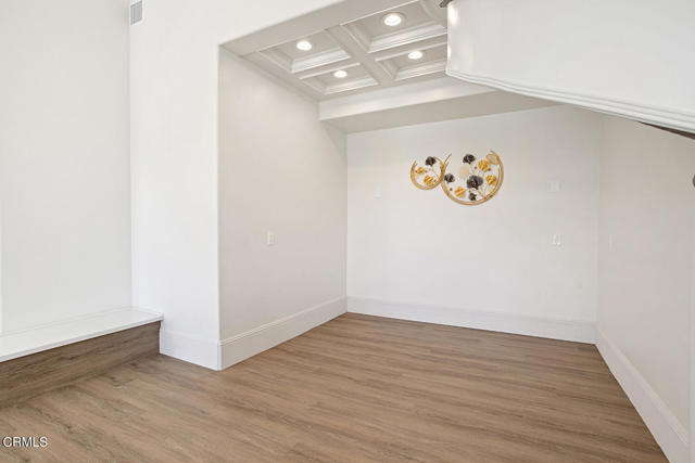 848 Greenridge Drive, La Canada Flintridge CA: https://media.crmls.org/mediaz/d96d2db2-9856-414b-b13b-69afaa322cd9.jpg