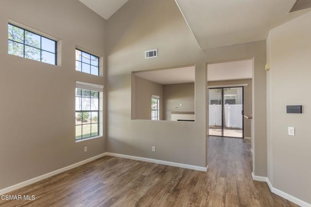 4826 Piedmont Drive, Oak Park CA: https://media.crmls.org/mediaz/d96e480a-ea74-445a-8ddf-b94cfe5e5bd6.jpg