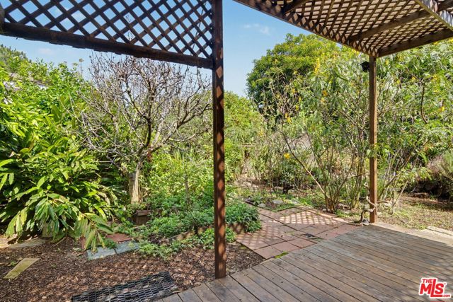 1321 Palms Boulevard photo 8