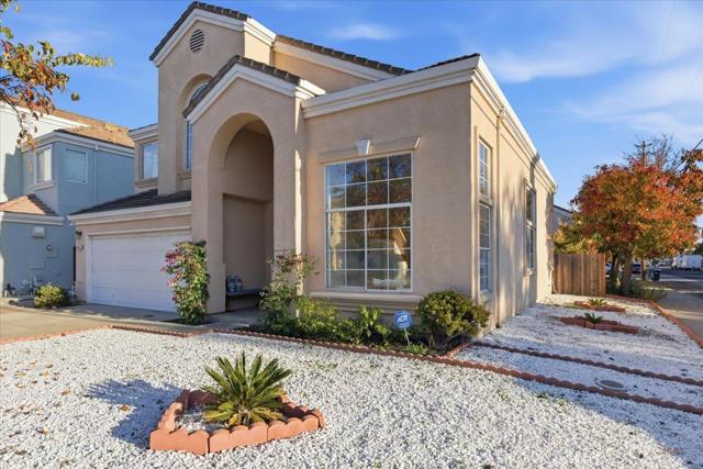 29273 Chance Street, Hayward CA: https://media.crmls.org/mediaz/d96ed33e-c824-4be9-b04a-65fa73a7d4e9.jpg