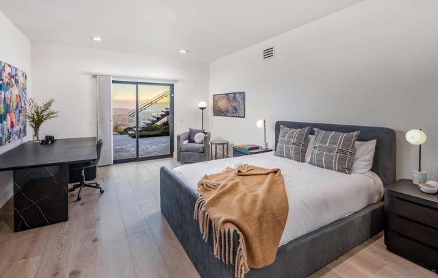 3240 Piragua St, Carlsbad CA: https://media.crmls.org/mediaz/d96f37ac-037c-4dee-9f49-5e867ec37c15.jpg