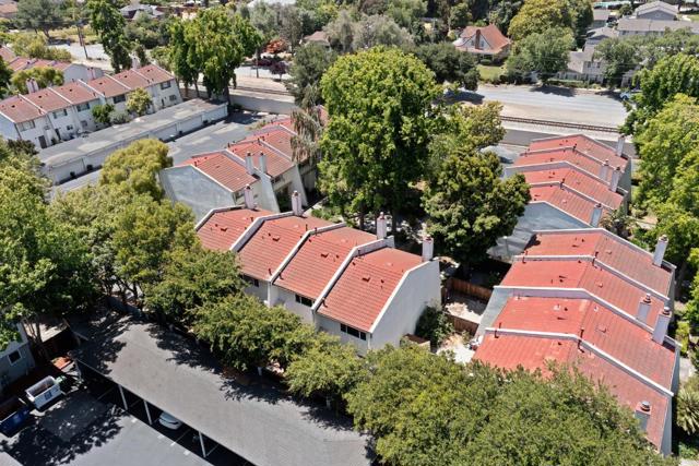 38652 Aurora Terrace, Fremont CA: https://media.crmls.org/mediaz/d96f798b-5c2a-48da-85a8-65e854d93f74.jpg