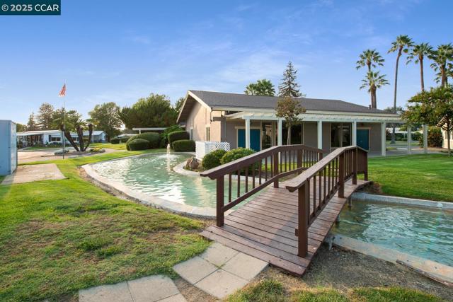 2019 Dalis Drive, Concord CA: https://media.crmls.org/mediaz/d96fe155-88b5-4781-93ec-e0c063184d1a.jpg