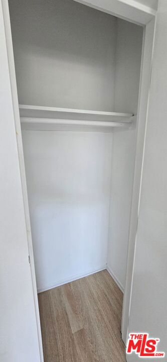 https://media.crmls.org/mediaz/d9702f9a-7b03-433d-b908-31f2d1023e29.jpg?preset=X-Large