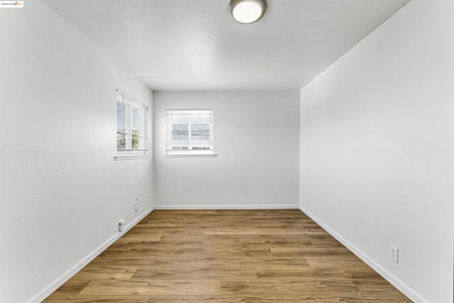 1259 Carrison St, Berkeley CA: https://media.crmls.org/mediaz/d9709bdd-359e-4c55-84e1-43a9f3aec37e.jpg