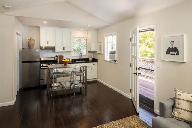 252 Raymundo Drive, Woodside CA: https://media.crmls.org/mediaz/d9713f65-89a0-40c8-a81f-fbcf6dc6c1d3.jpg