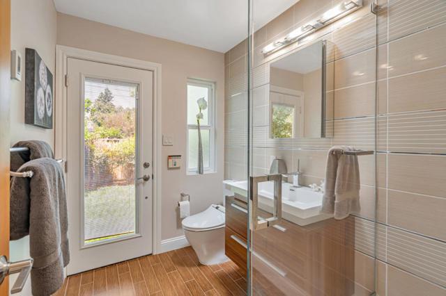 1728 Peartree Lane, Mountain View CA: https://media.crmls.org/mediaz/d971c858-7388-4f88-a788-103f556a84bb.jpg