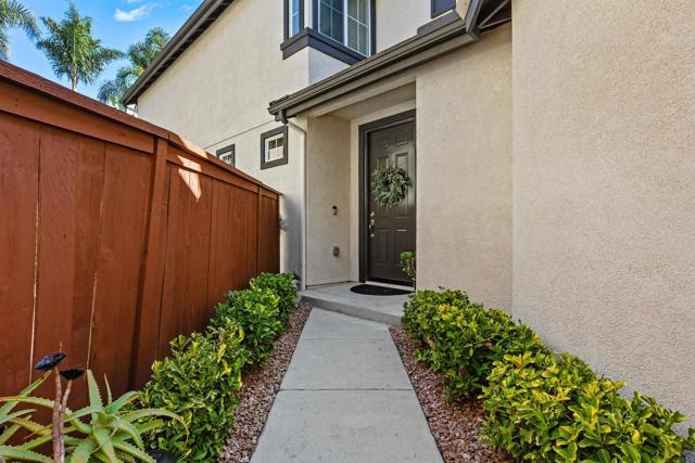 Detail Gallery Image 4 of 43 For 2419 Badger Ln, Carlsbad,  CA 92010 - 3 Beds | 2/1 Baths