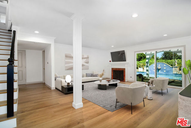 5020 Dantes View Drive, Agoura Hills CA: https://media.crmls.org/mediaz/d97254f0-3714-4d03-bef7-180b44e40932.jpg