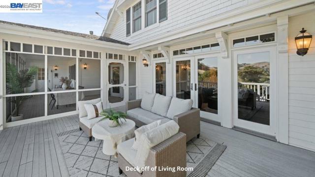 Image 16 of 60 For 5280 Sheridan Rd