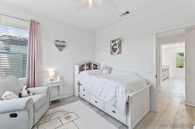 15447 Van Lodensteyn Way, San Diego CA: https://media.crmls.org/mediaz/d97485dc-8972-408b-9a82-67d1c0deabf4.jpg
